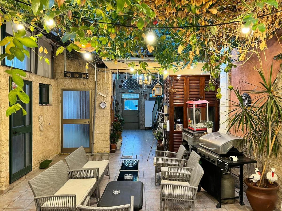 Grin-Motel Haïfa Extérieur photo